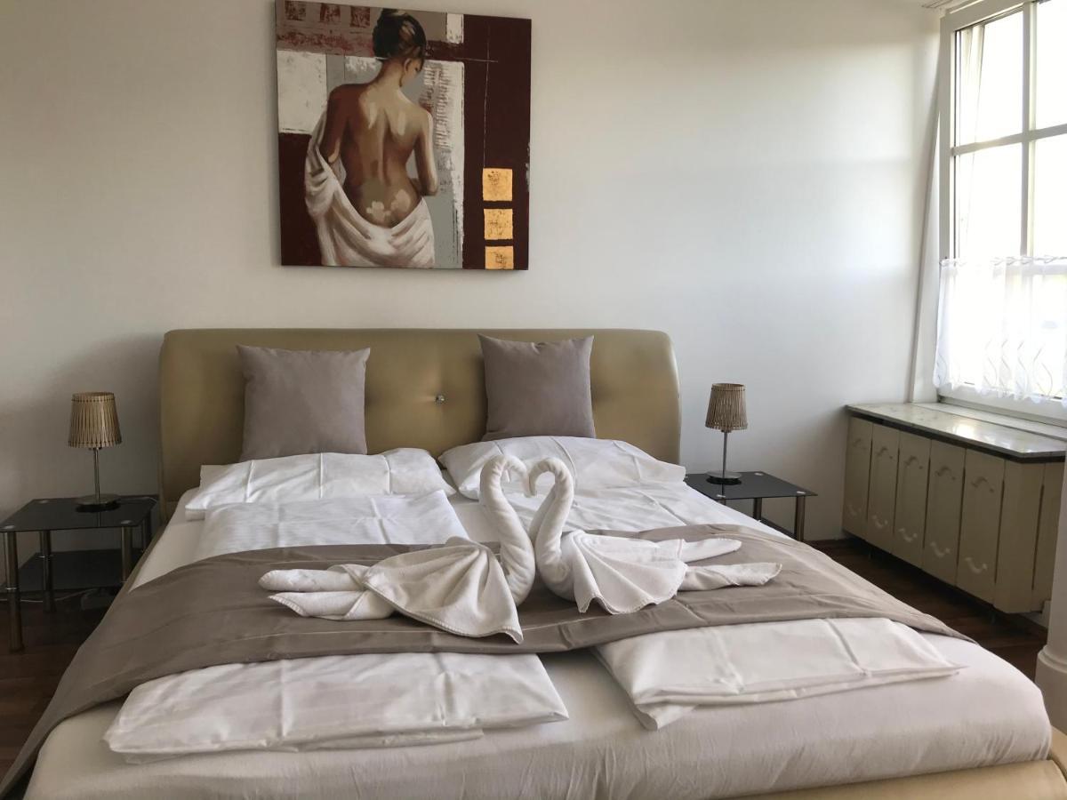 Hotel-Restaurant Zum Donaueck 毛特豪森 外观 照片