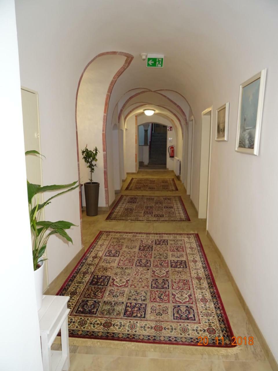 Hotel-Restaurant Zum Donaueck 毛特豪森 外观 照片