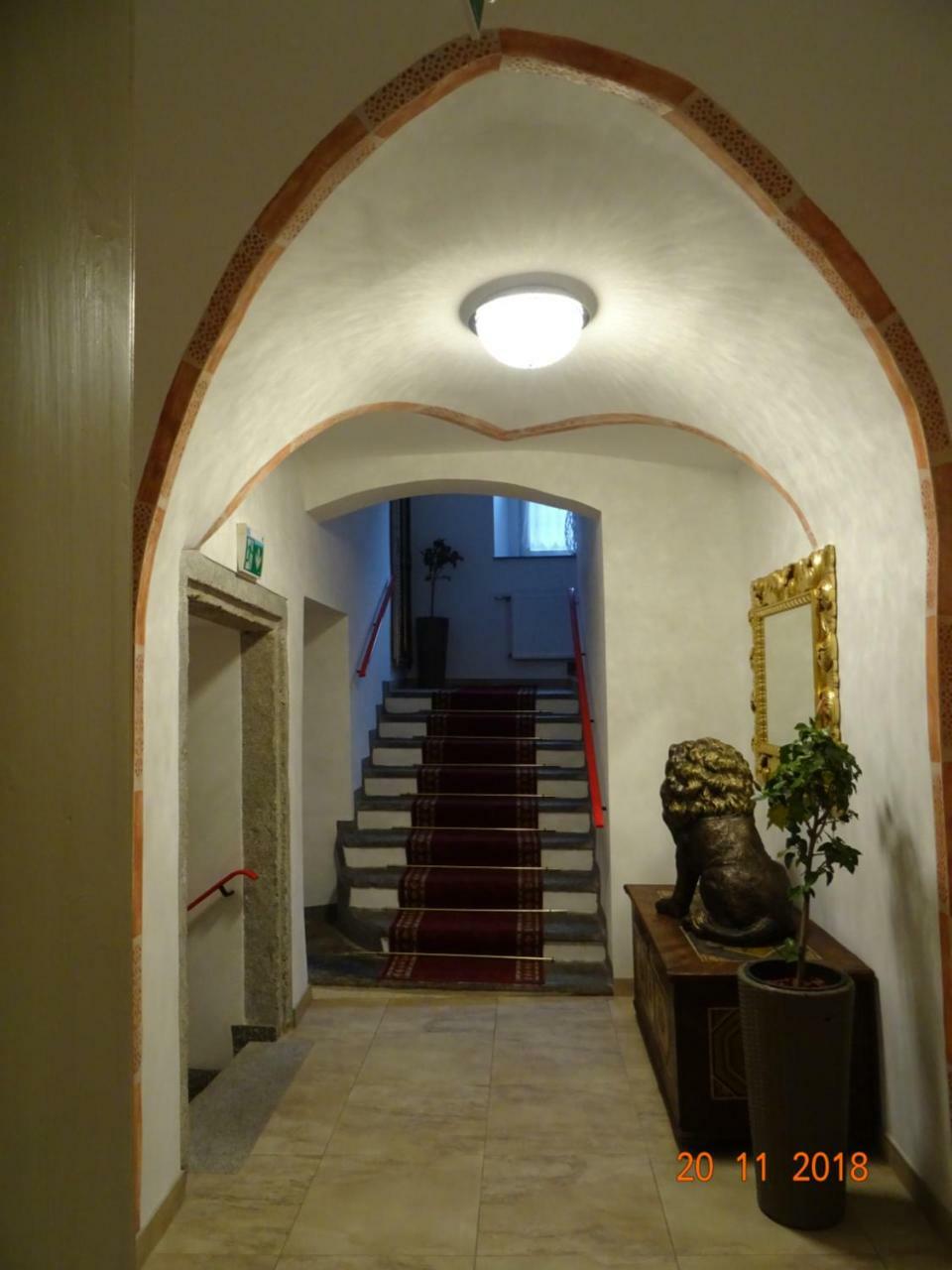 Hotel-Restaurant Zum Donaueck 毛特豪森 外观 照片
