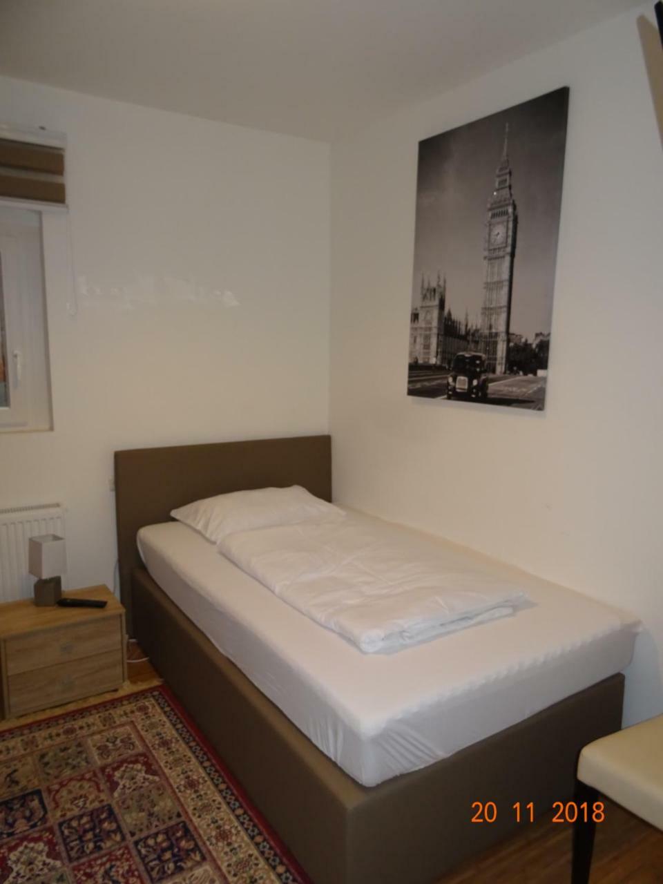 Hotel-Restaurant Zum Donaueck 毛特豪森 外观 照片