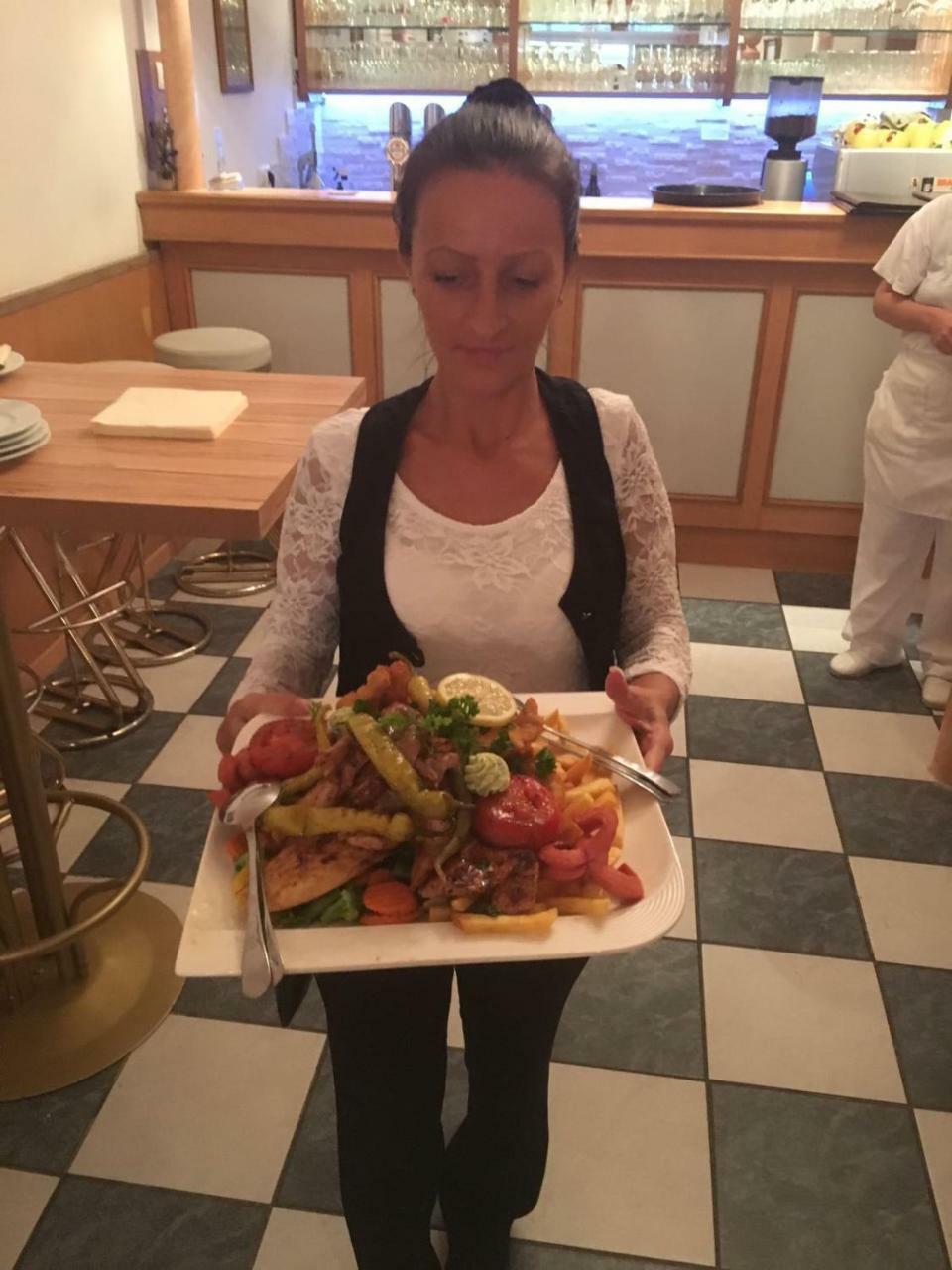 Hotel-Restaurant Zum Donaueck 毛特豪森 外观 照片
